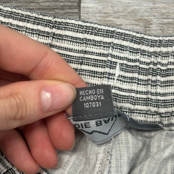 Eddie Bauer Briar White Black Womens Small Striped‎ Linen Blend Pull On Shorts - Picture 4 of 11